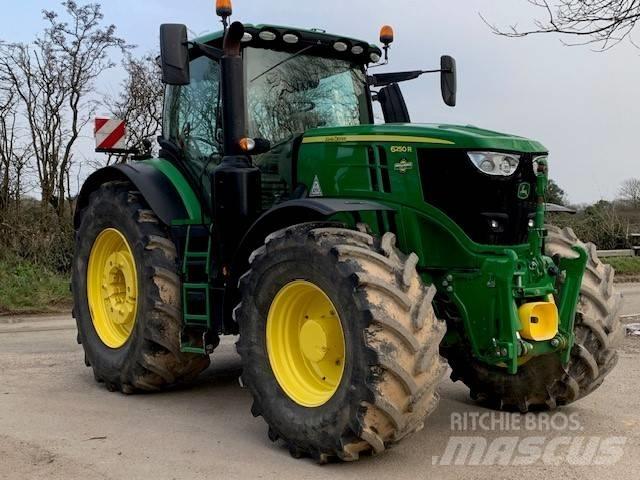John Deere 6250 R Traktorok