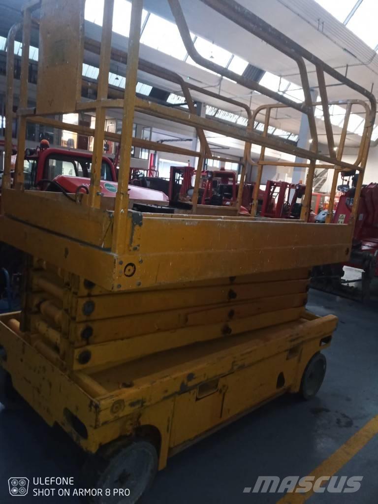 Haulotte Compact 12 Ollós emelők