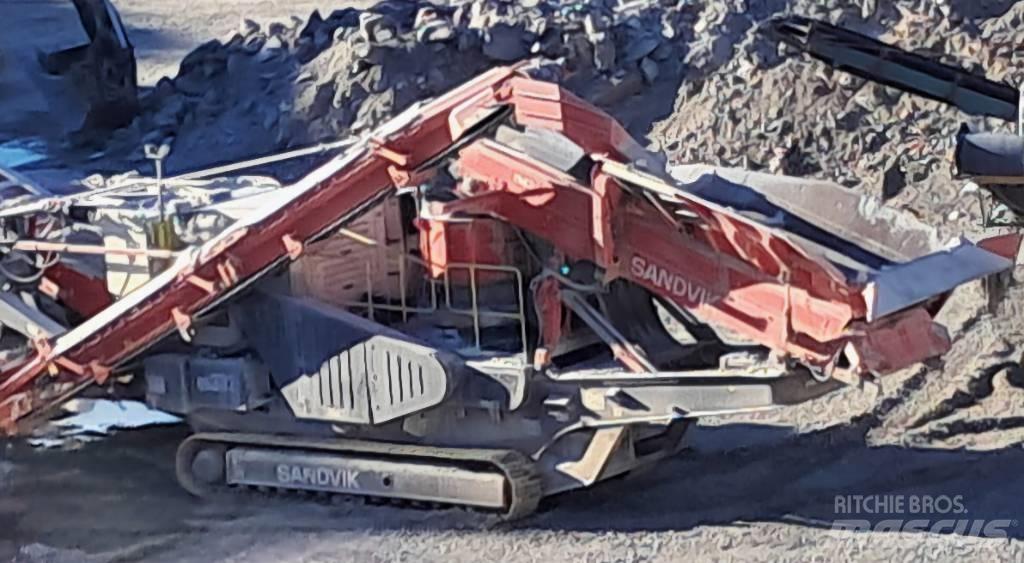 Sandvik QH 332 DDHS Mobil törőgépek