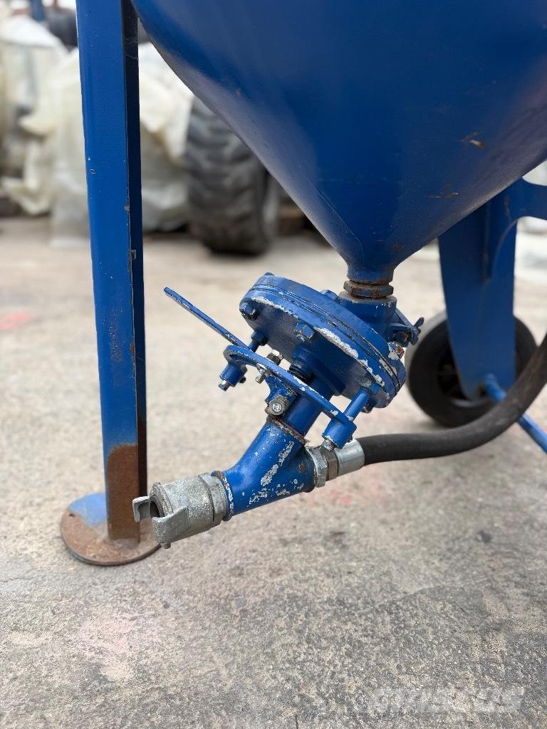 Clemco Αμμουδιέρα Építőipar - Egyebek