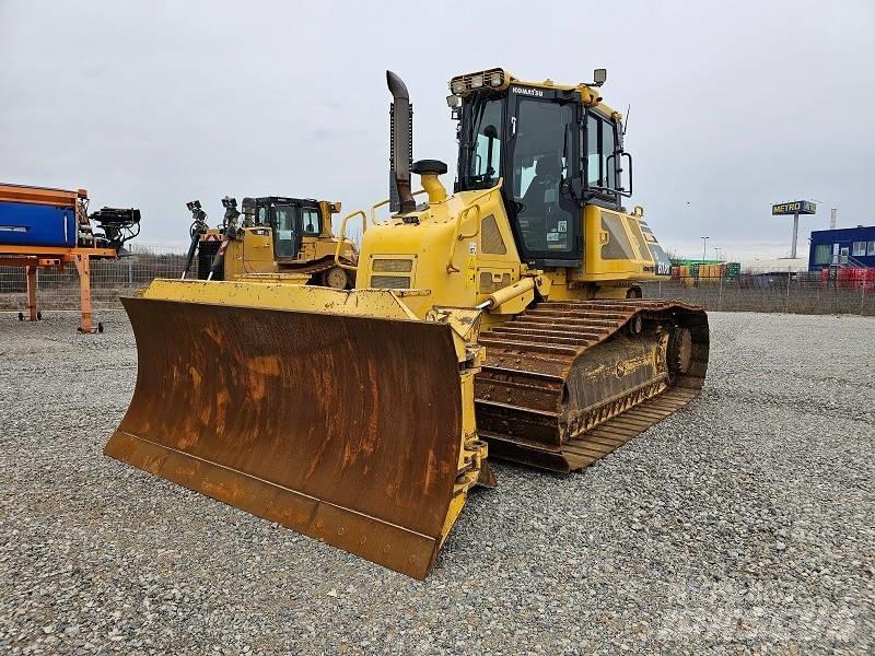 Komatsu D 61 PX-23 lánctalpas dózerek