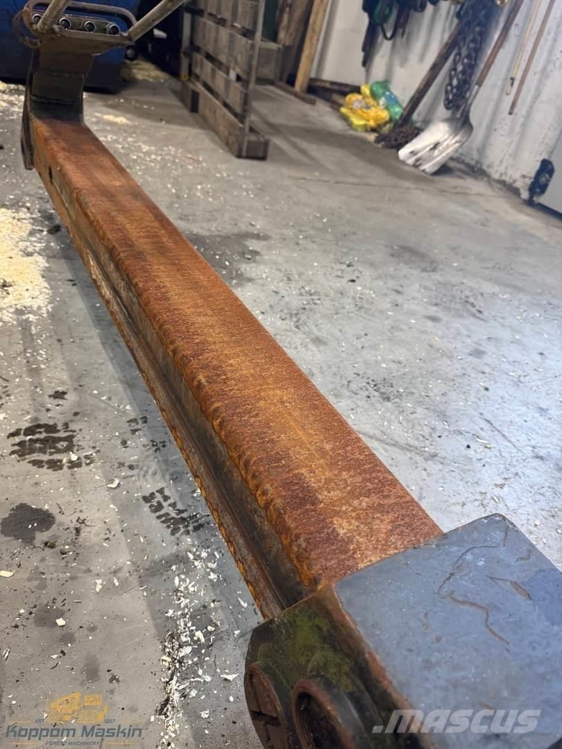 Loglift 59F Kihordó daruk