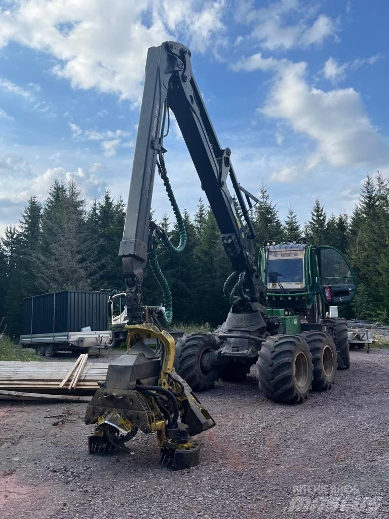 John Deere 1270 G Betakarítók