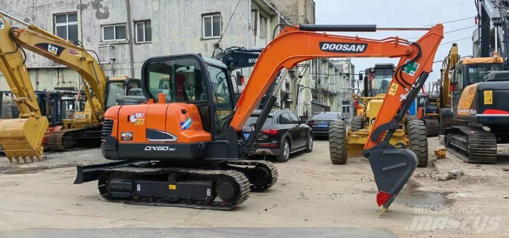 Doosan DX 60 Mini kotrók < 7t
