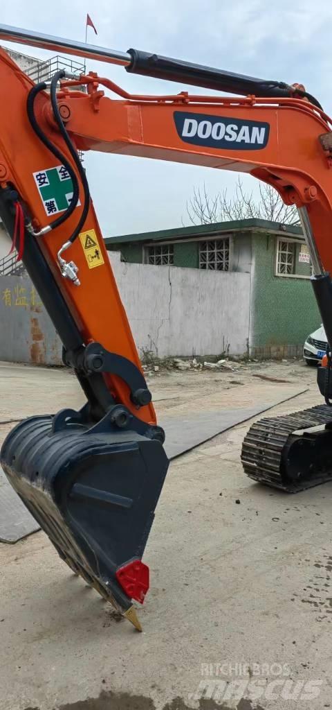 Doosan DX 60 Mini kotrók < 7t