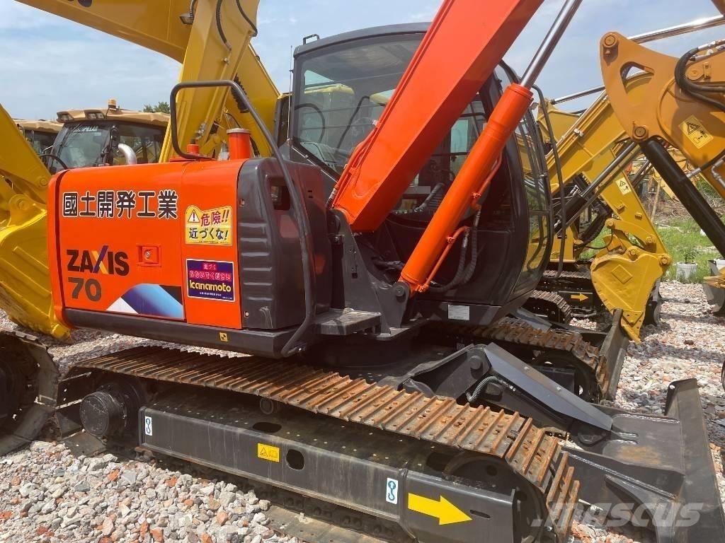 Hitachi ZX 70 Lánctalpas kotrók