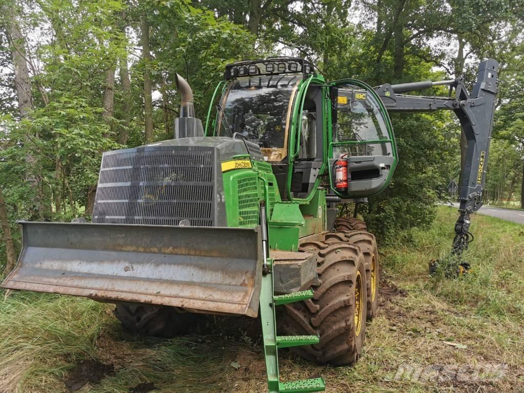 John Deere 1110G Kihordók