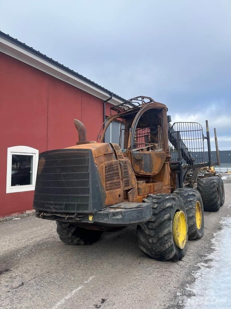 John Deere 1110E Kihordók