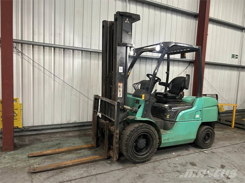 Mitsubishi FD35NT Dízel targoncák