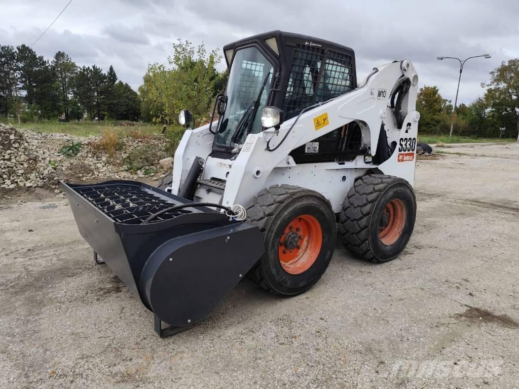 Bobcat S 330 Kompaktrakodók