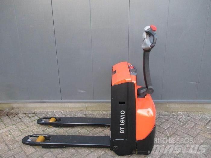 Toyota LWE 140 Alacsony emelőkocsi