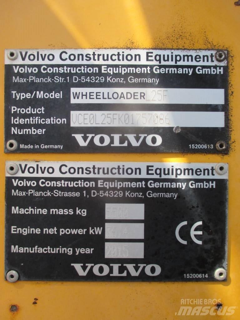 Volvo L 25 F Gumikerekes homlokrakodók