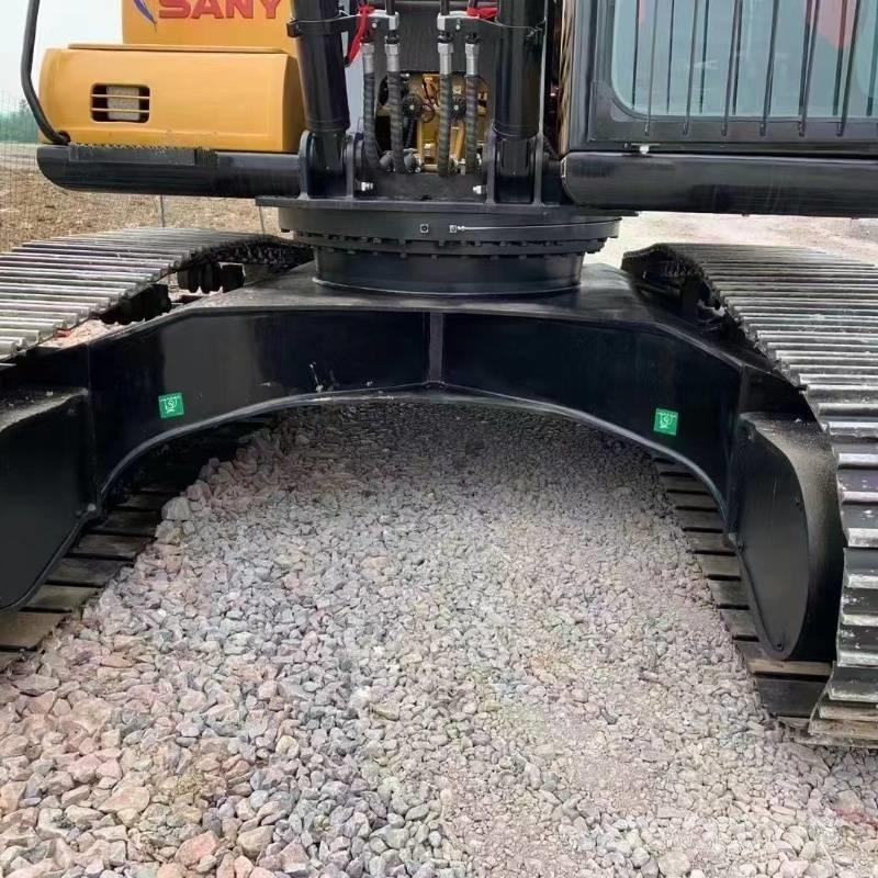 Sany SY 215 Lánctalpas kotrók