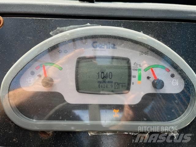 Genie GTH-844 Teleszkópos rakodók