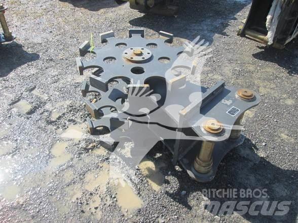  KBKC CW-06 Gumiabroncsok, kerekek és felnik