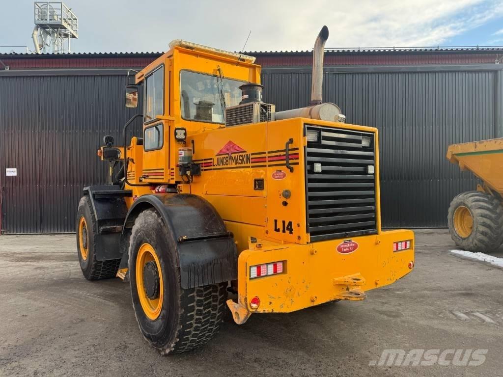 Ljungby L 14 Gumikerekes homlokrakodók