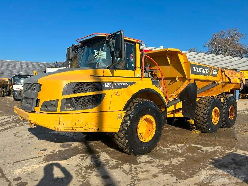 Volvo A 25 G Csuklósdömperek
