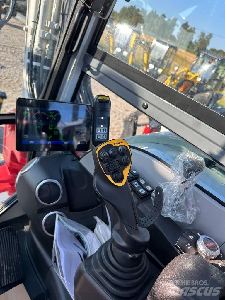 Takeuchi TB 395 W Gumikerekes kotrók