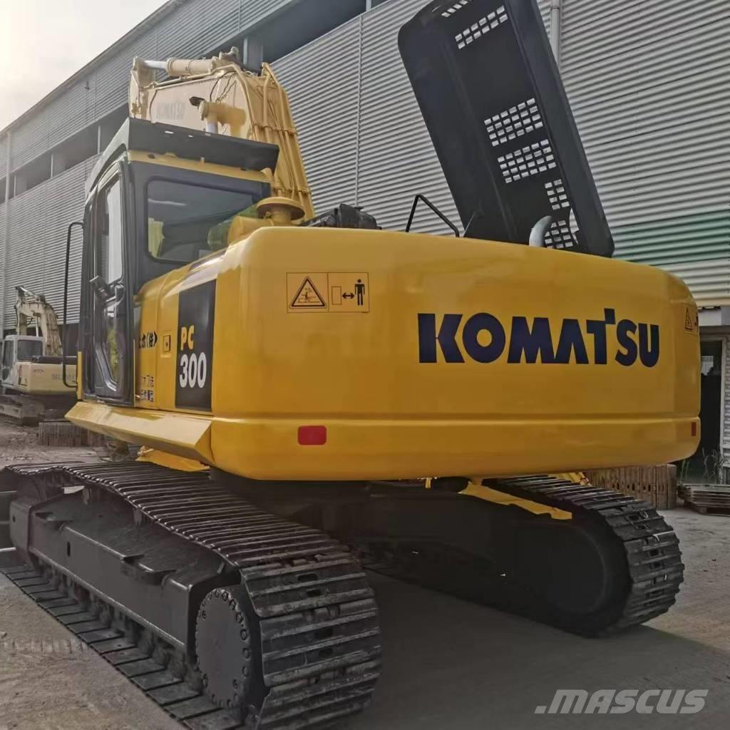 Komatsu PC 300-7 Lánctalpas kotrók