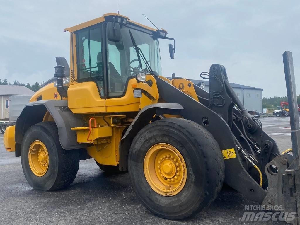 Volvo L 90 H Gumikerekes homlokrakodók