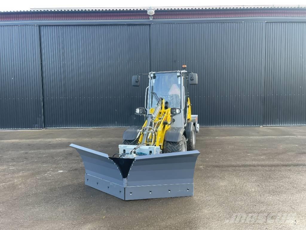 Wacker Neuson WL 28 Gumikerekes homlokrakodók