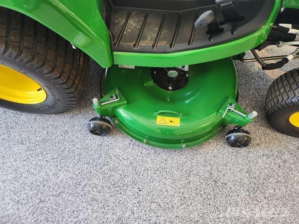 John Deere 950R Ráülős fűnyírók