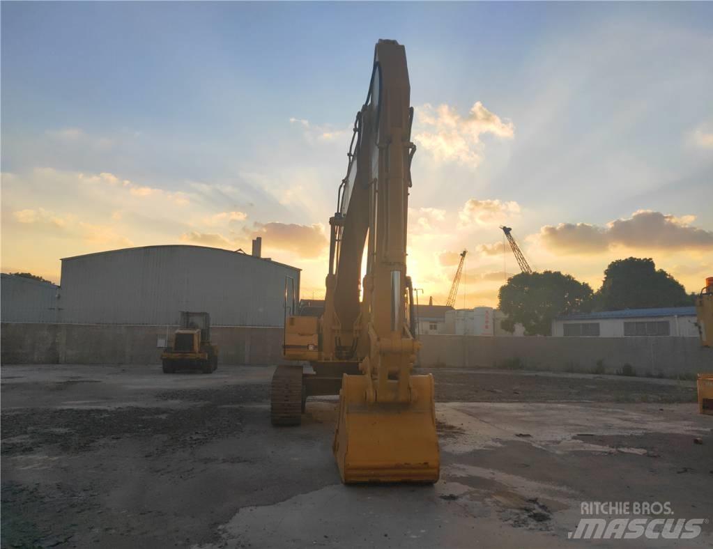 CAT 330B Lánctalpas kotrók