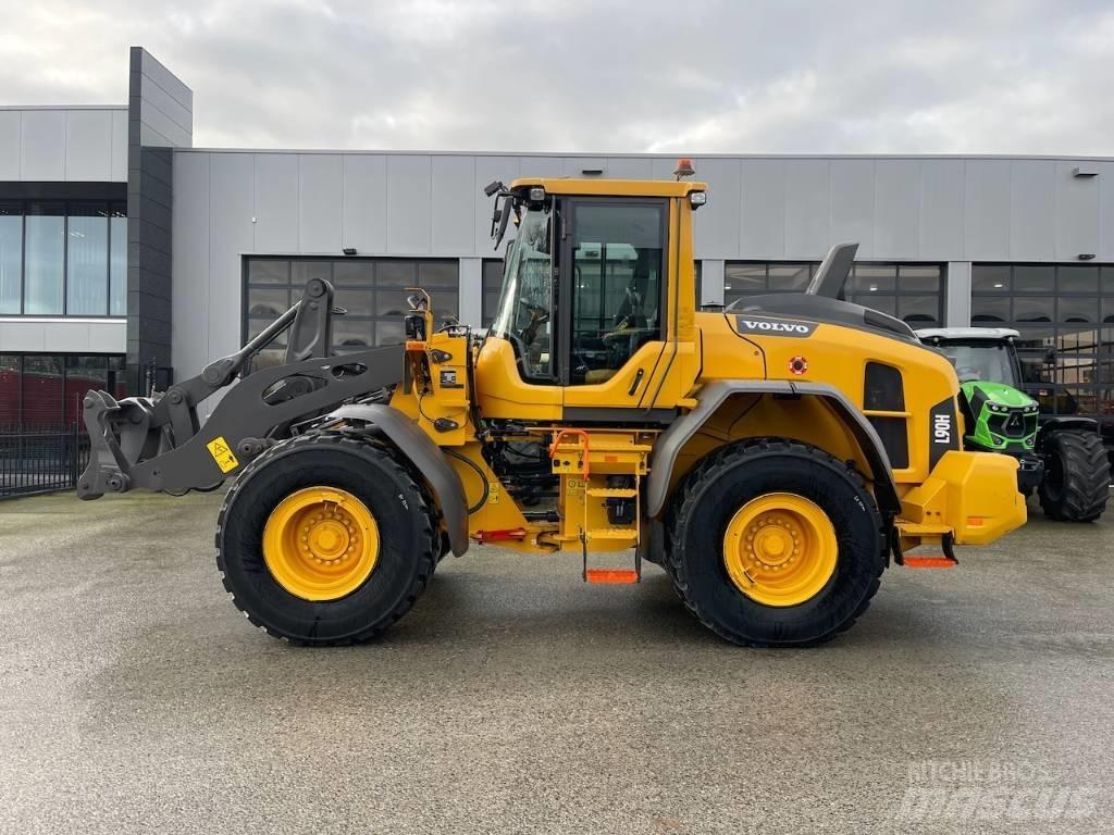 Volvo L 90 H Gumikerekes homlokrakodók