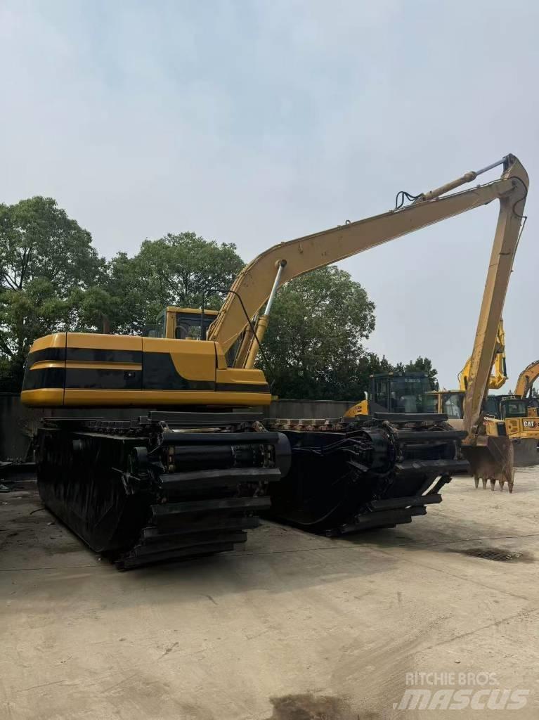 CAT 320B Kétéltű markolók