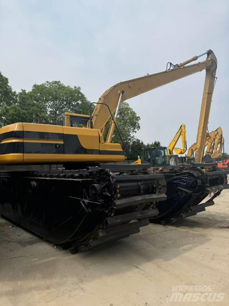 CAT 320B Kétéltű markolók