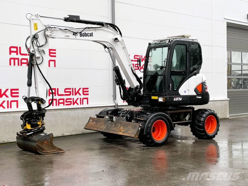 Bobcat E 57 W Gumikerekes kotrók