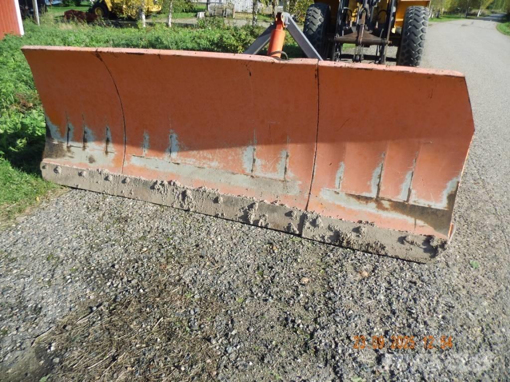 Volvo L 40 B Gumikerekes homlokrakodók