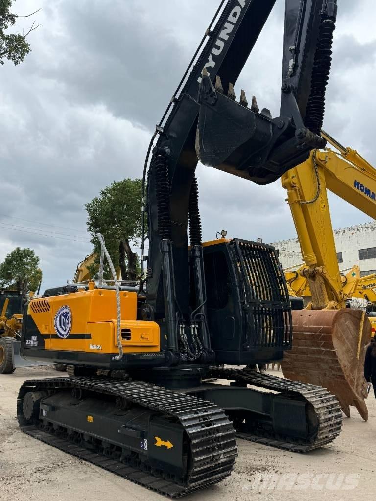 Hyundai HX220HD Lánctalpas kotrók