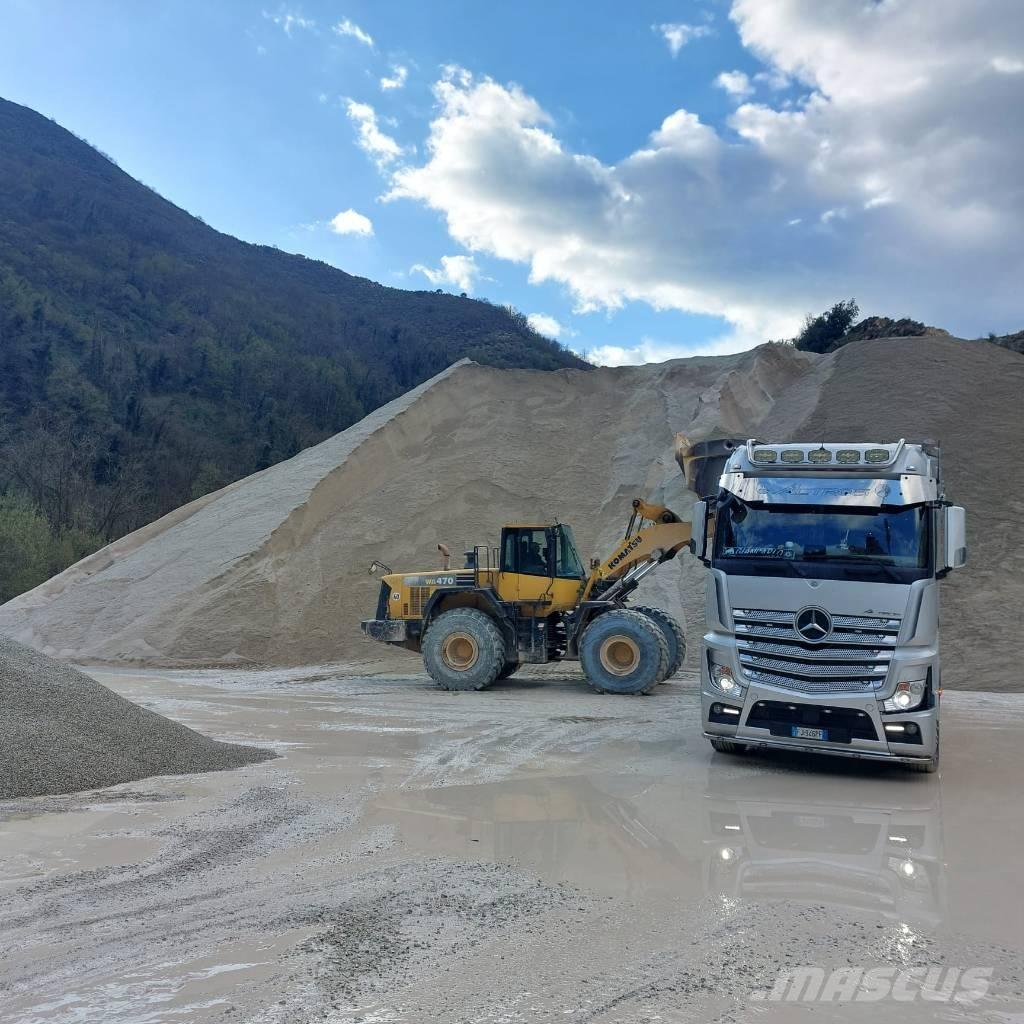 Komatsu WA470LC-6 Gumikerekes homlokrakodók