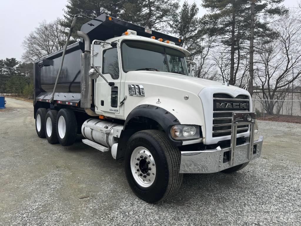 Mack CTP 713 Billenő teherautók