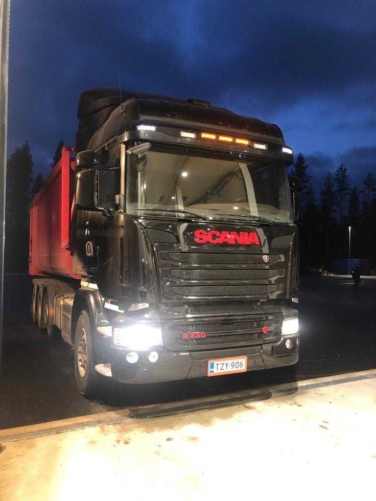 Scania R 730 Billenő teherautók