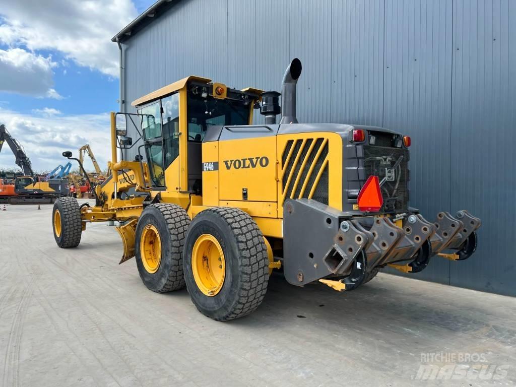 Volvo G946 Gréderek