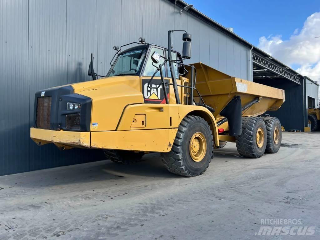 CAT 735B Csuklósdömperek