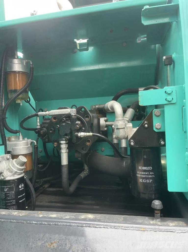 Kobelco 神钢 200 D Közepes (midi) kotrók 7 t - 12 t