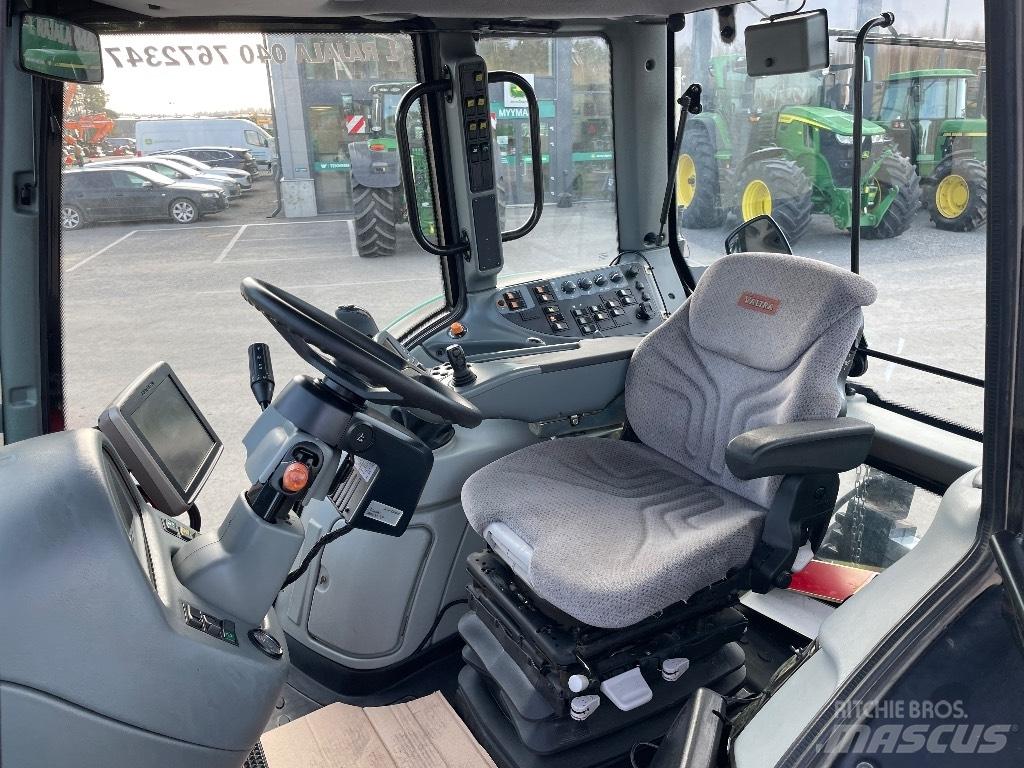 Valtra T 151 Traktorok