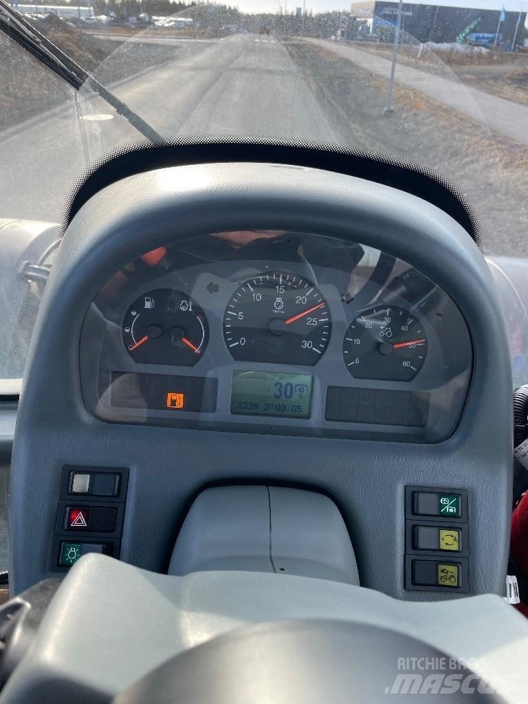 Valtra T151 Traktorok
