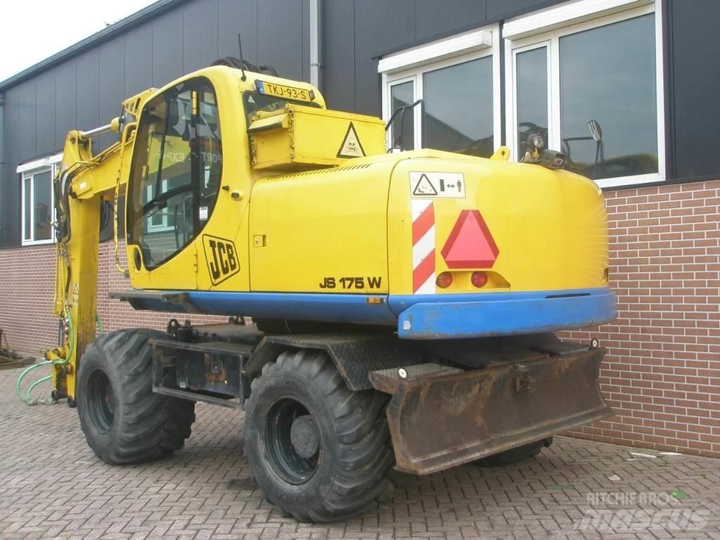 JCB JS175W Gumikerekes kotrók