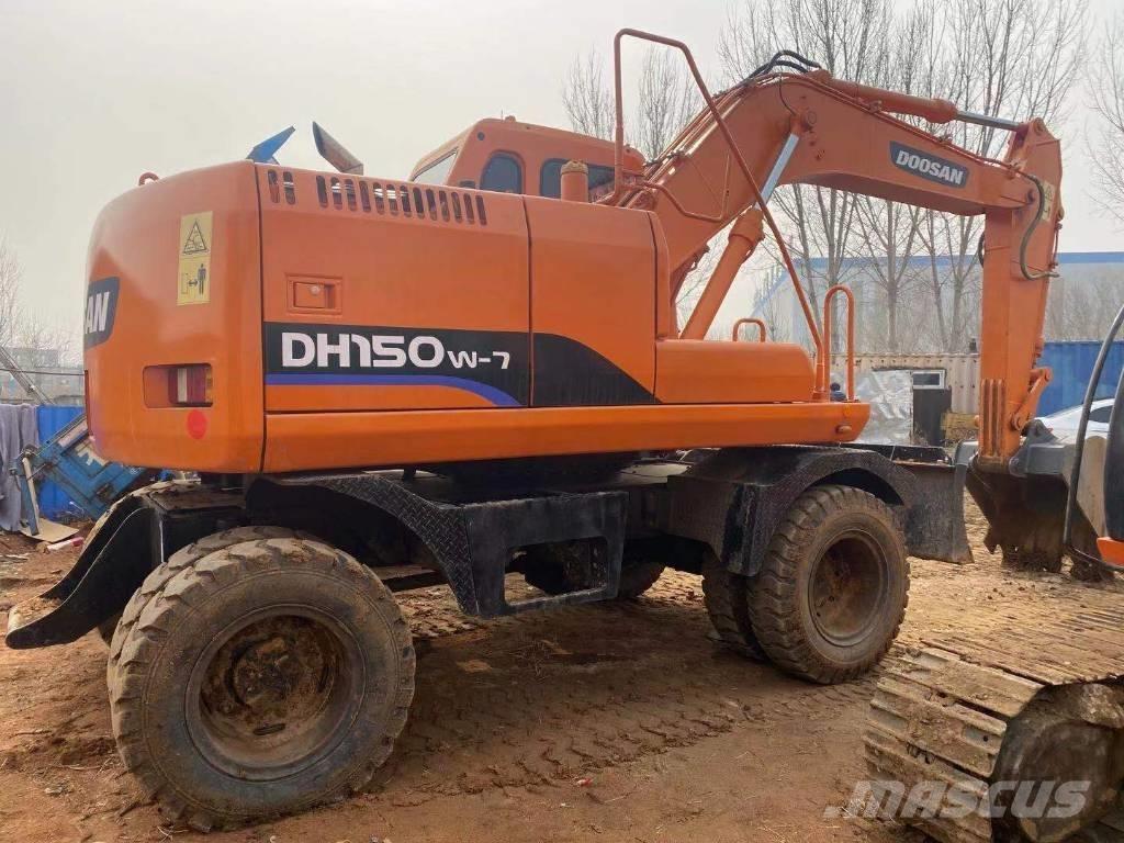 Doosan DH150W Gumikerekes kotrók