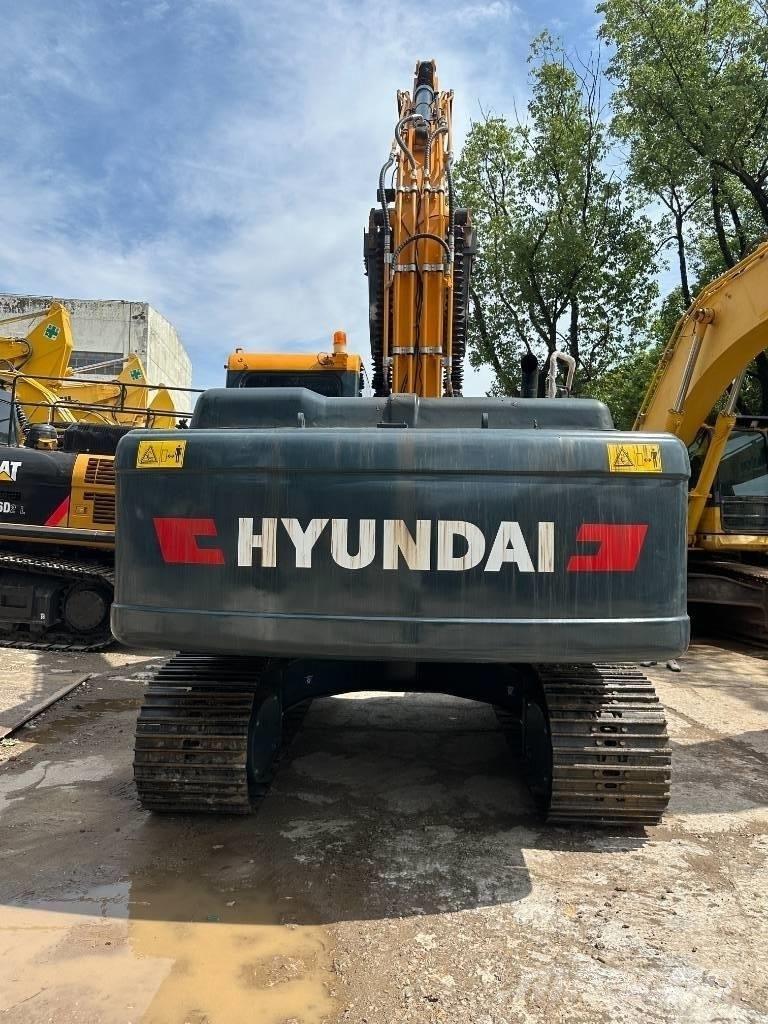 Hyundai 220LC-9S Lánctalpas kotrók