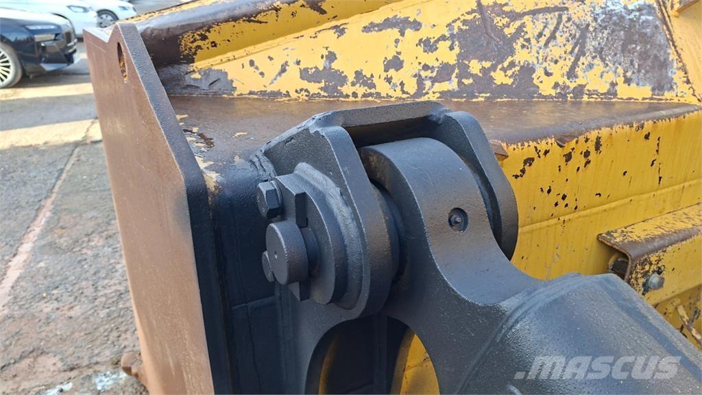 CAT D8T Építőipar - Egyebek