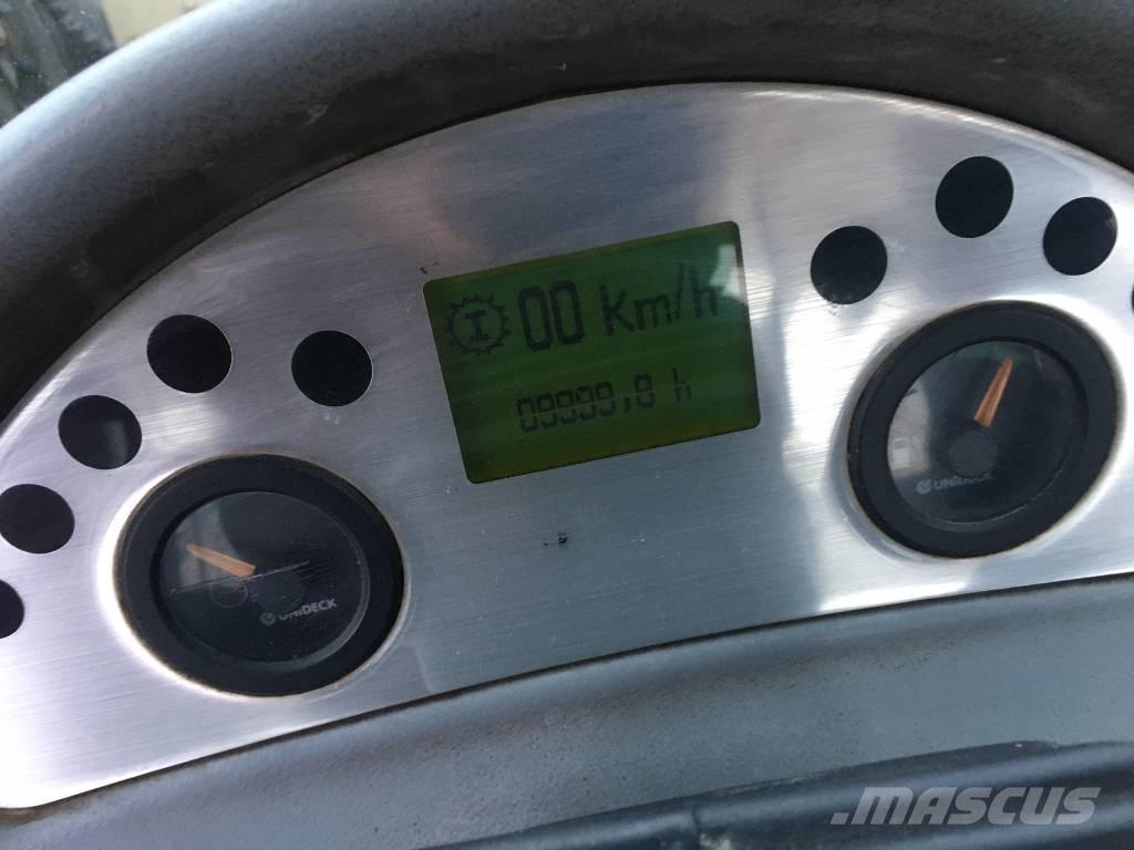 Terex TL 260 Gumikerekes homlokrakodók