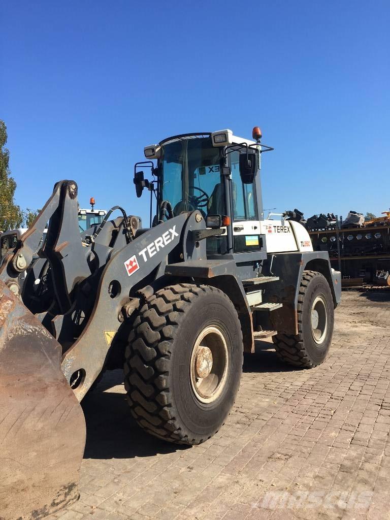 Terex TL 260 Gumikerekes homlokrakodók