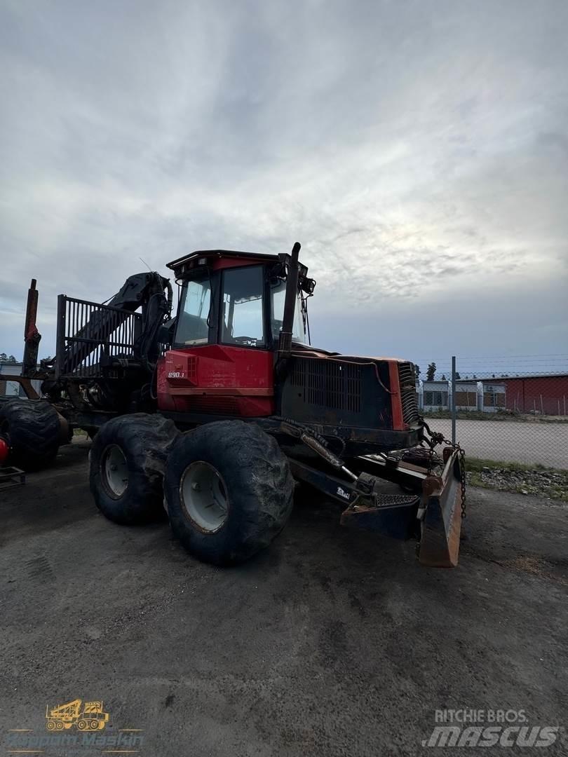 Valmet 890.3 Kihordók