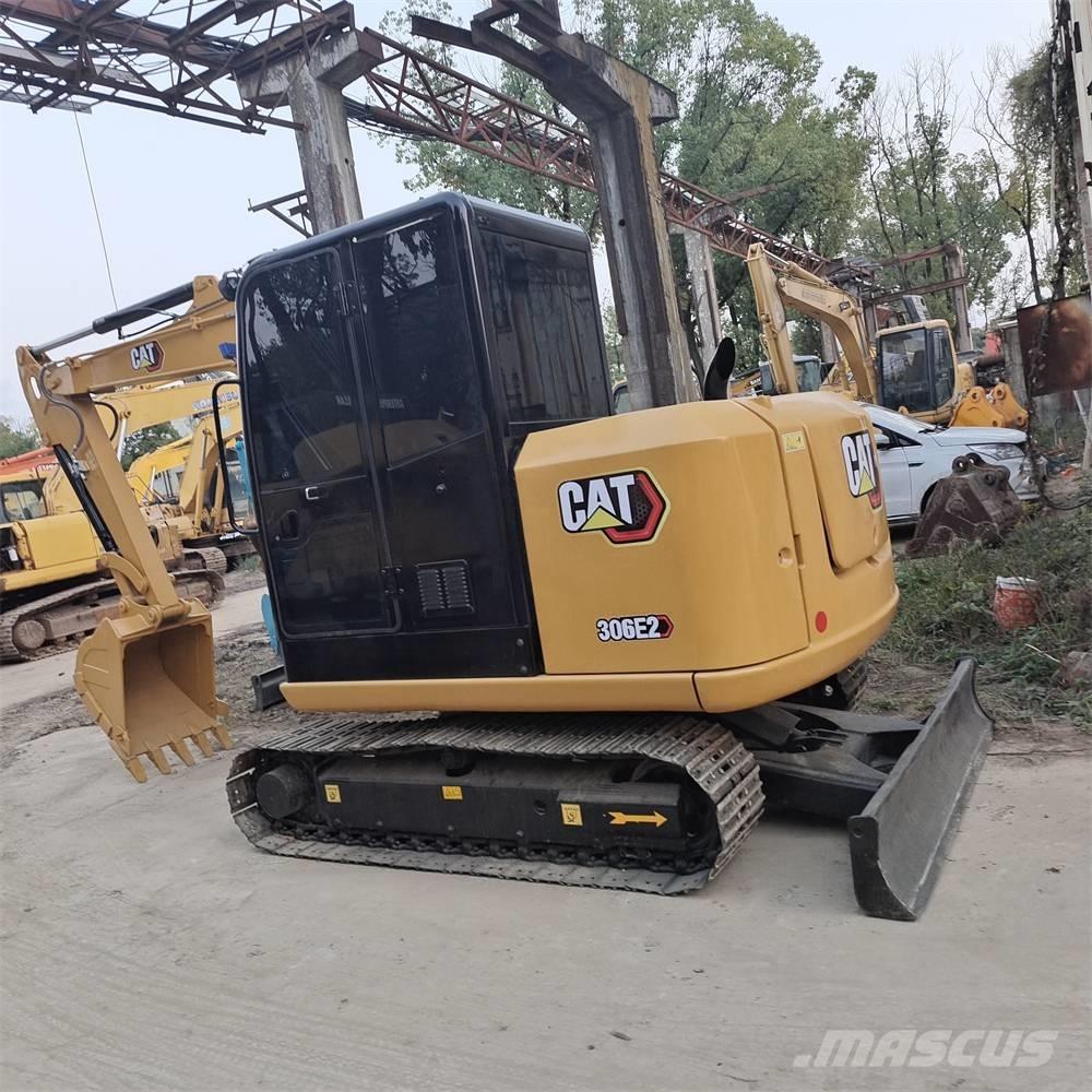 CAT 306 E Mini kotrók < 7t