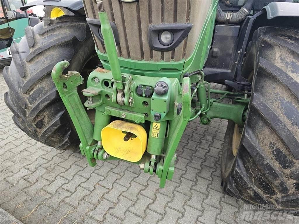 John Deere 6250 R Traktorok